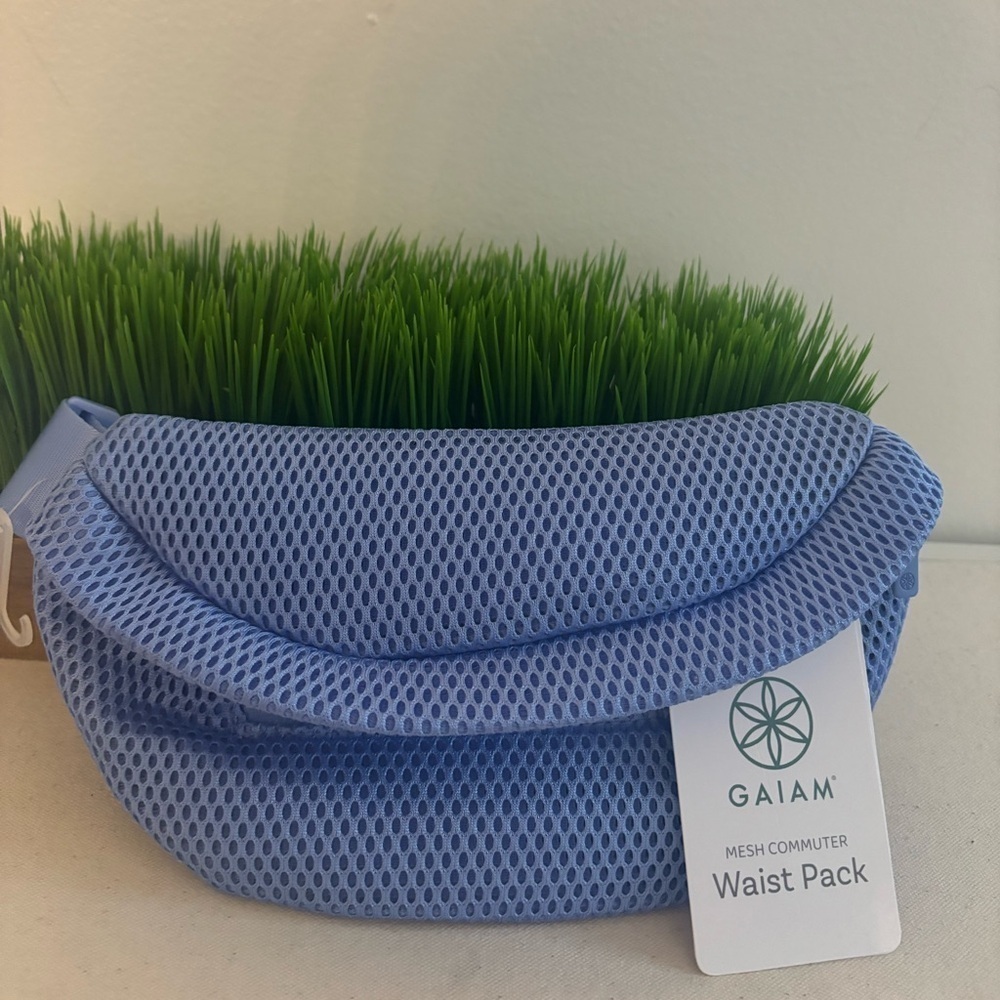 GAIAM Blue Mesh Crossbody Bag